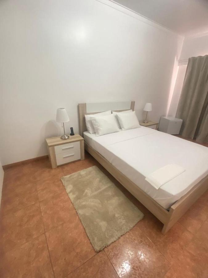 Doce Dream Guest House Санта Ирия да Азоя Екстериор снимка