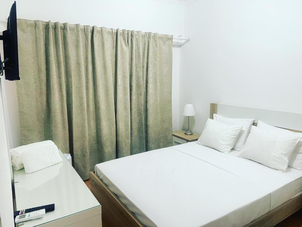 Doce Dream Guest House Санта Ирия да Азоя Екстериор снимка